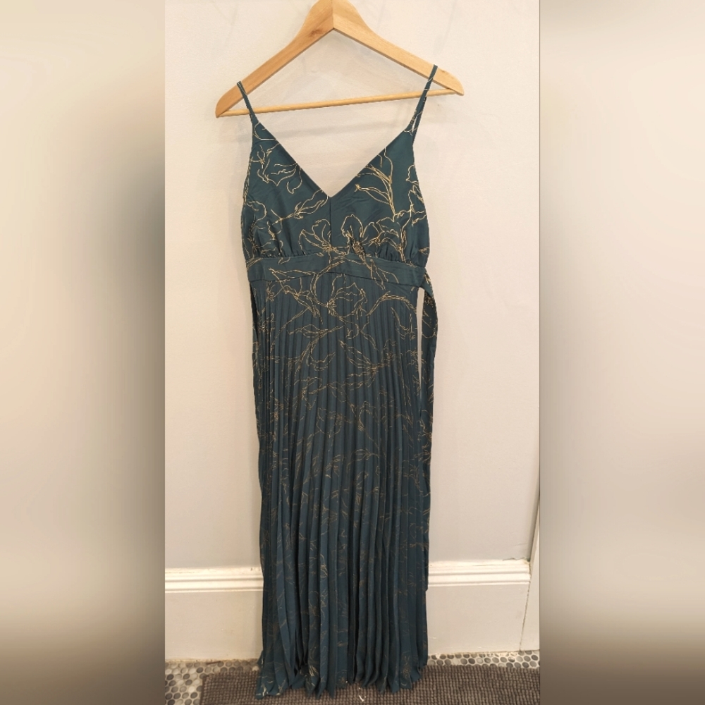 Jessica Simpson turquoise-green pleated maxi dress